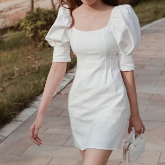 Zara Dresses & Skirts - New Zara PUFF SLEEVE Princess DRESS TRF-XS